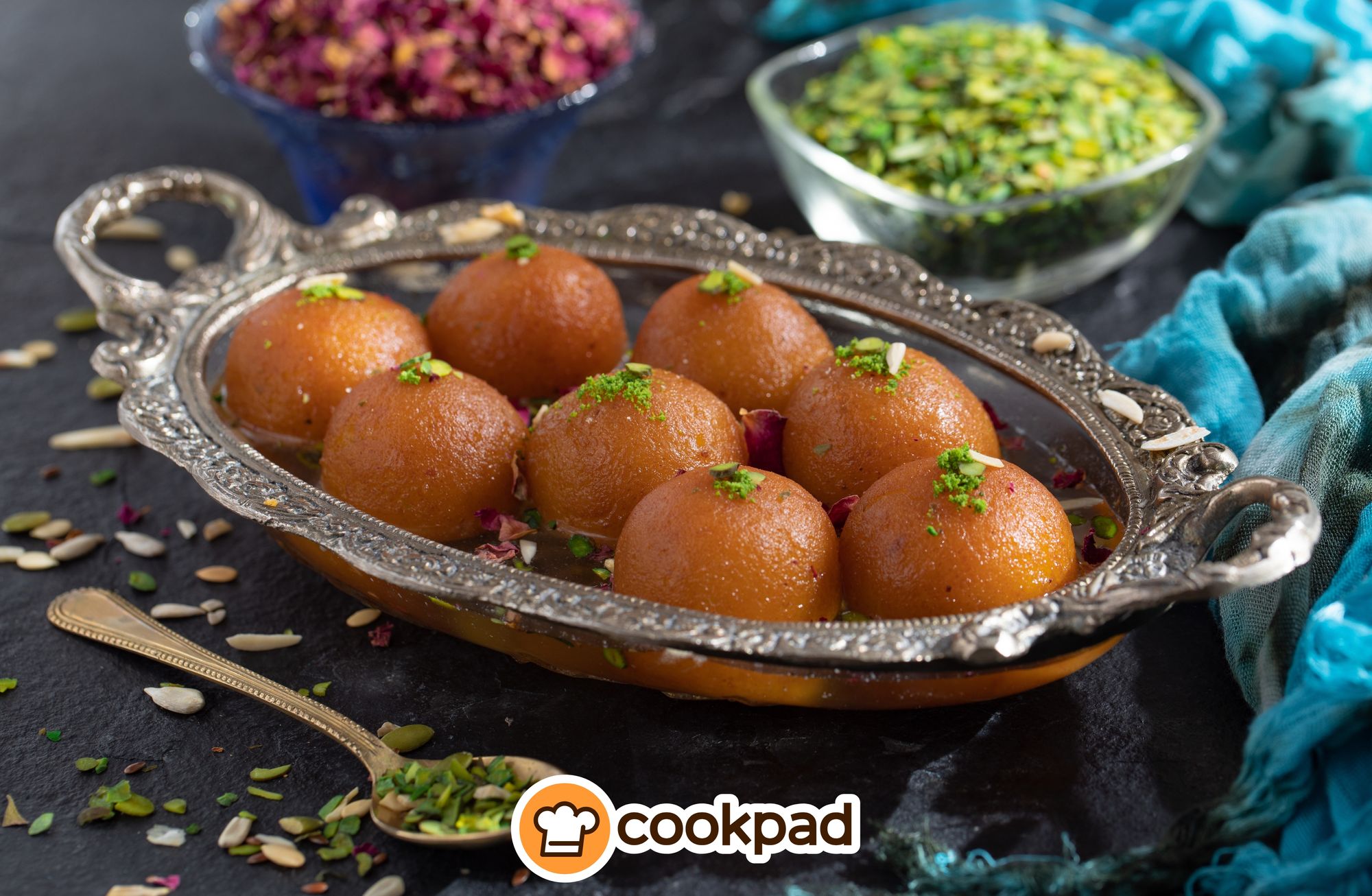Diwali Sweets & Treats: Ladoo, Barfi, Gulab Jamun & More